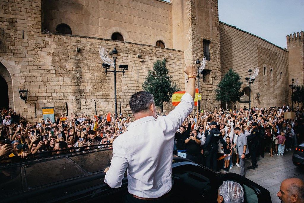 Santiago Abascal desborda Palma en un multitudinario acto de precampaña de Vox (3)