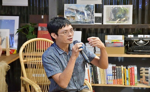 圖3 於馬來西亞長期參與工運、社運，並擔任本次座談會主持人黃業華先生