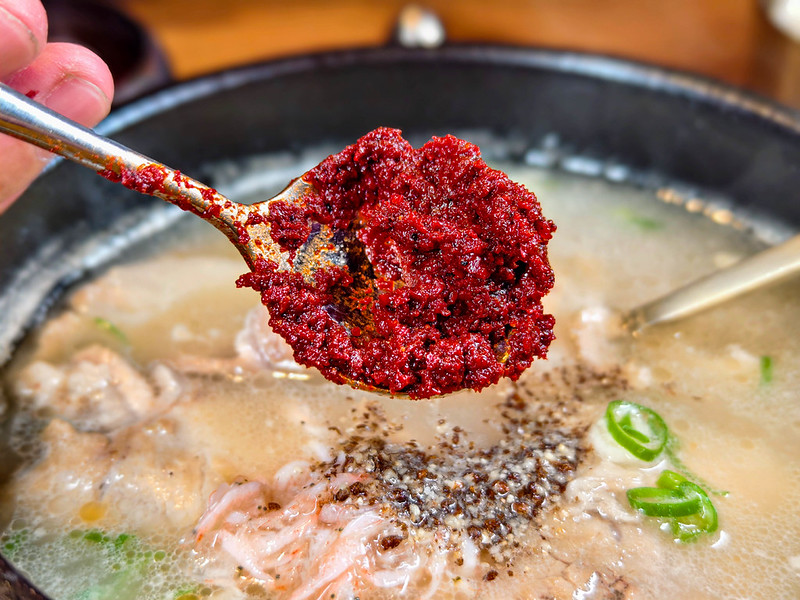 真館 진관 韓式湯飯專門店-西門店｜西門町韓式豬肉湯飯第一間，韓國人開的道地湯飯，18小時熬湯無腥味 @鄉民食堂