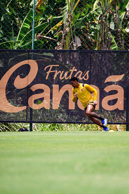 Jogadores do Sport Club do Recife participam de treinamento com o comando do Técnico Mariano Soso no CT do Sport, em Recife (PE), neste segunda-feira, 26 de Outubro de 2026, como parte da preparação da equipe para a partida contra o Botafogo-SP, válida pela 36ª rodada do Campeonato Brasileiro da Série B. Foto: Paulo Paiva / Sport Club do Recife. Treino CT Sport | 26/10/2026