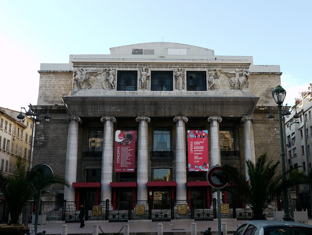 Marseille (Bouches du Rhône), l'opéra au bout de la rue Beauvau.
