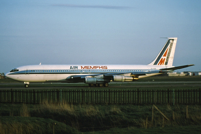 SU-PBB Boeing 707-328C Air Memphis