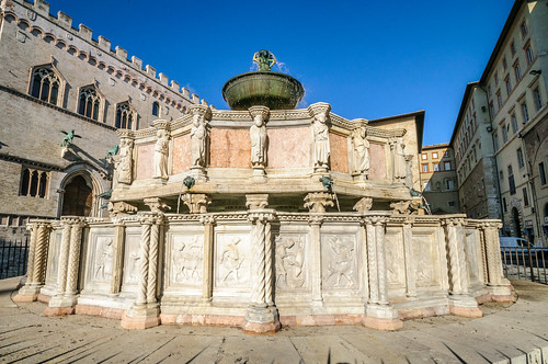 Perugia - Fontana Maggiore by Giovanni Pisano (1275 AD)