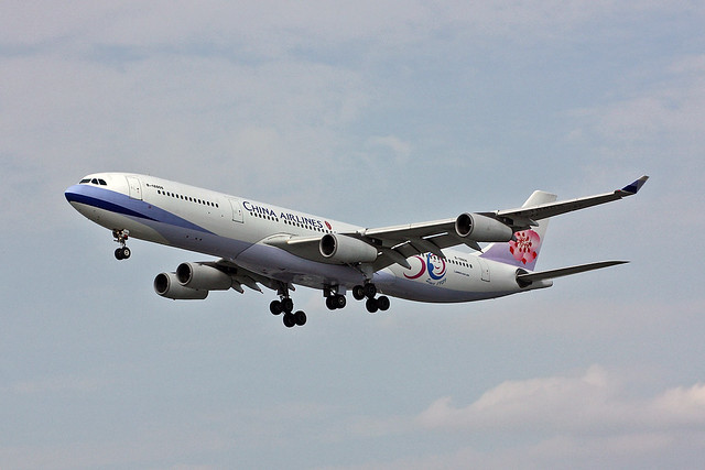 B-18806 Airbus A.340-313X China Airlines LHR 31-07-11