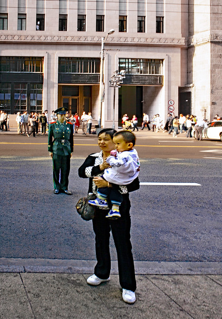 Shanghai 2010. Shanghai. Future soldier in the Red Army ?