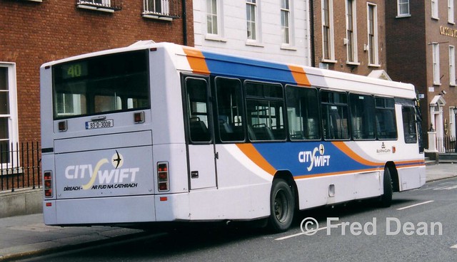Dublin Bus P 8 (93-D-3008).