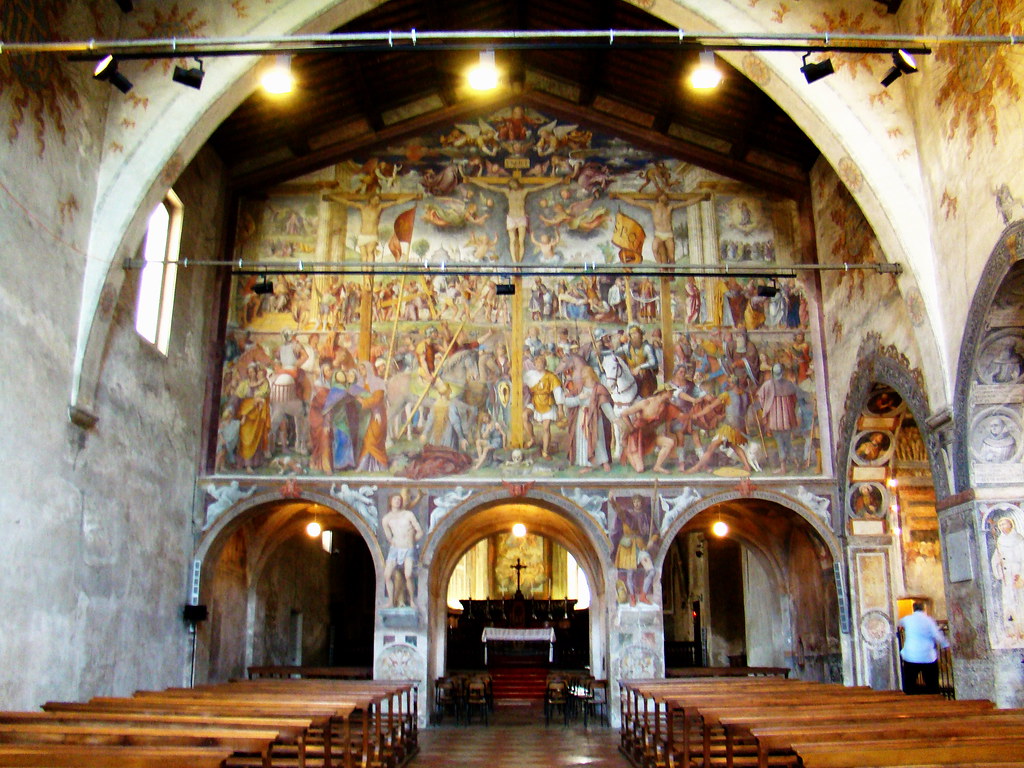 pintura al fresco Crucifixión de Cristo de Bernardino Luini interior Iglesia Santa Maria de los Angeles Lugano Suiza 03
