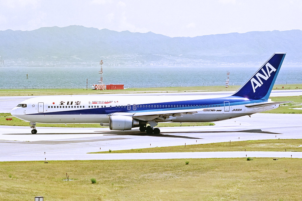 JA8324 Boeing 767-381 ANA All Nippon Airways KIX 14JUL01 | Flickr