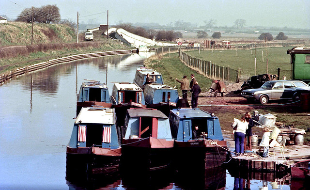 Staffordshire & Worcestershire Canal, April 1975