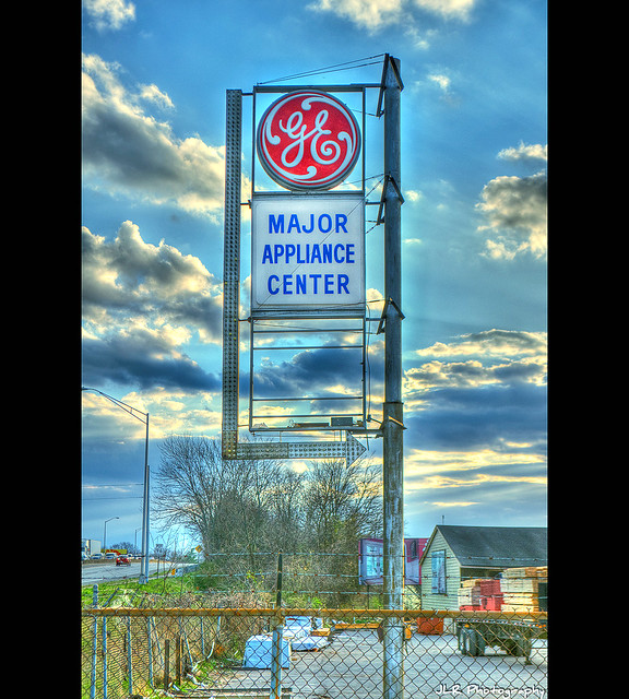 Major Appliance Center sign - Murfreesboro, Tennessee