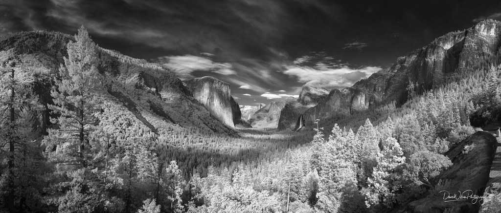 Yosemite Valley from Tunnel View (IR)