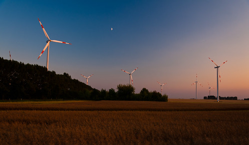 Windpower at Sunset by AHO66, halbmond mond moon sonnenuntergang sunset windkraft windkraftanlage windpower