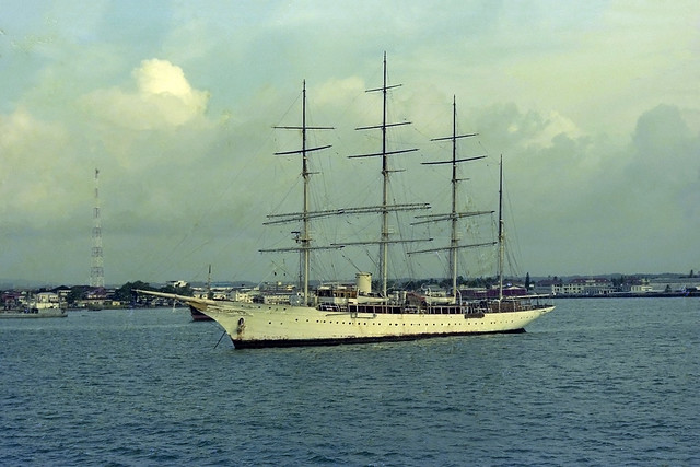 Mystery yacht (as Antarna) - Panama 1974