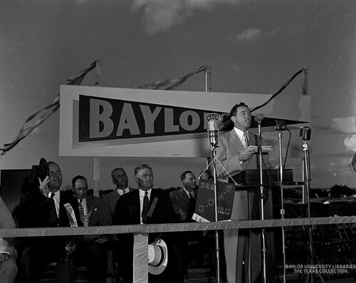 Groundbreaking Ceremony of the "new" Baylor (Floyd Casey) Stadium, 1949 (3)