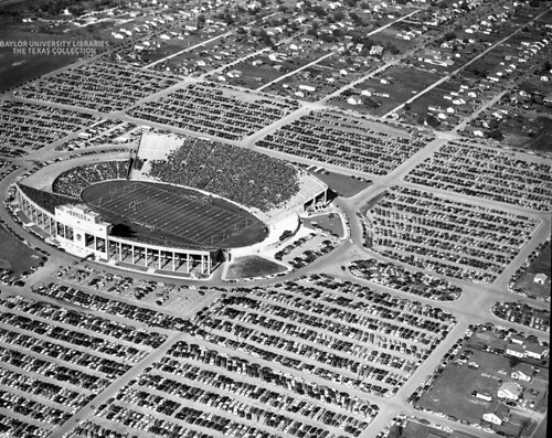 Aerial of Baylor (Floyd Casey) Stadium-Bears vs. Texas A&M, 1950 (2), Waco, Texas