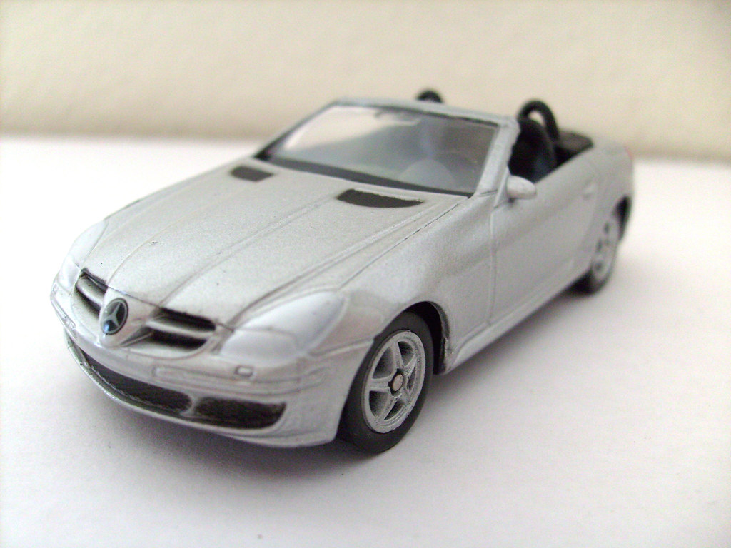 WELLY MERCEDES-BENZ SLK350 (R171) NO2 1/64 | Considering the… | Flickr