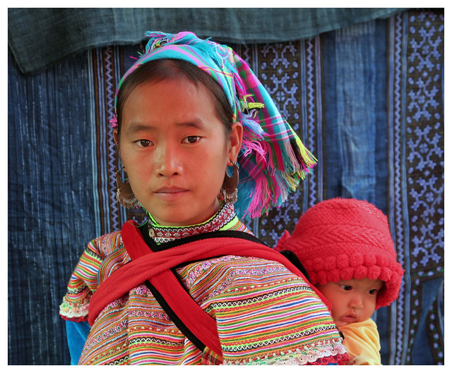 Femmes Hmongs Fleur