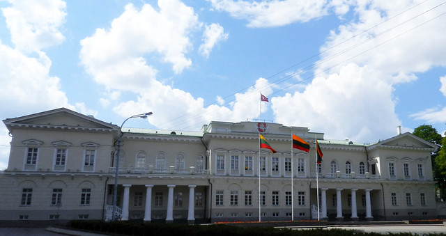portada edificio exterior Palacio del Presidente Vilna Lituania 00