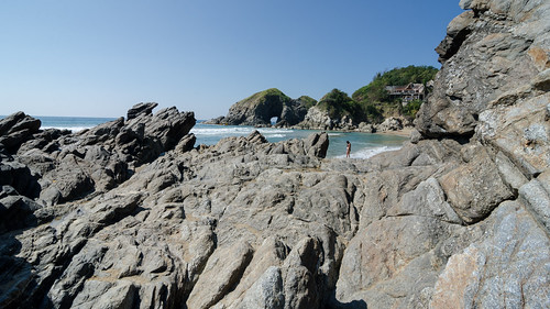 2012 mexico oaxaca playazipolite zipolite beach d7000 nikon northamerica outdoors rocks
