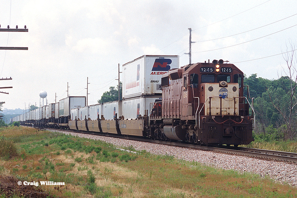 GATX 1245 Eastbound South of East Dubuque IL | I seen this s… | Flickr