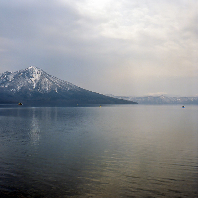 12:45 lake shikotsu, #hokkaido ⛵️