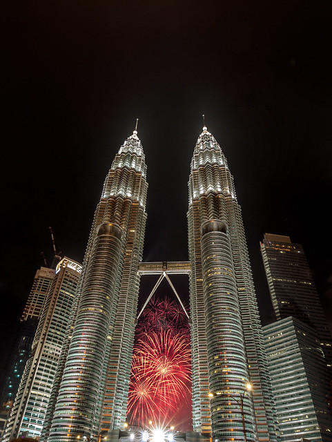 KLCC Petronas Tower Fireworks New Year 2017