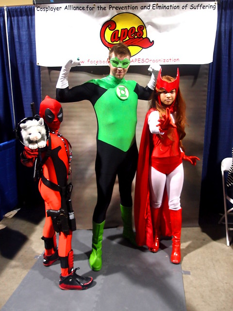 Deadpool & Scarlet  Witch Cosplay with Green Lantern