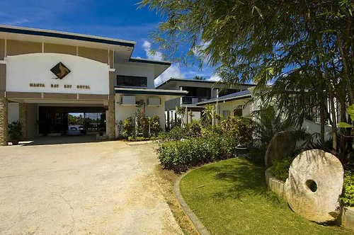 Manta Ray Bay Resort