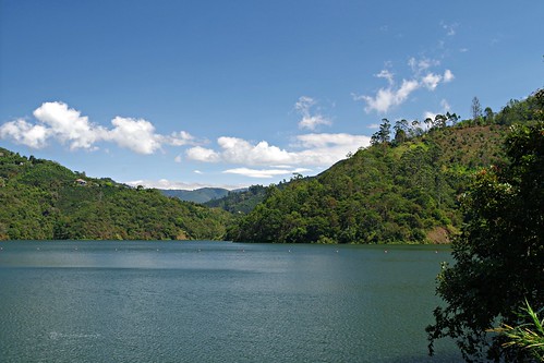 dam water lagoon embalse reservoir hydroelectric costarica pentax ks2