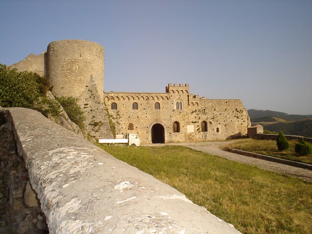 Castello Ducale. Bovino (FG)