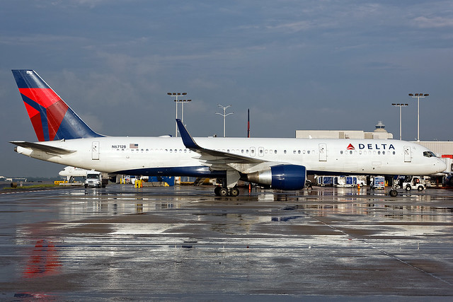 N6712B - Boeing 757-232 - Delta - KATL - Sep 2015