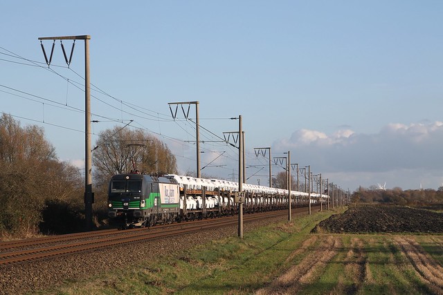 Vectron 193 230 (Rurtalbahn) bij Gandersum op 12-11-2015