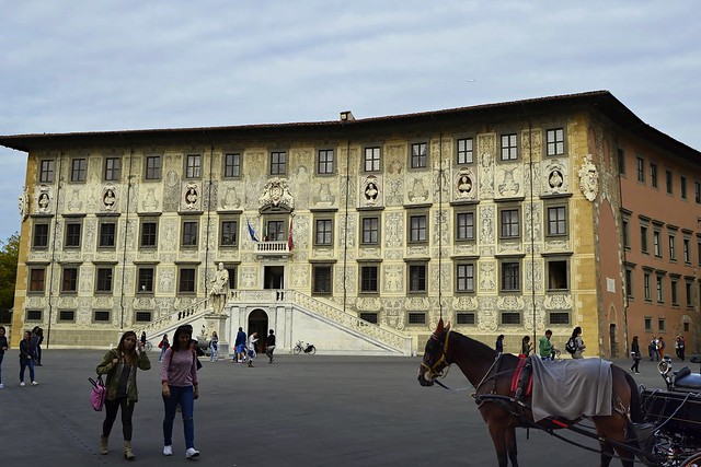 Piazza Cavalieri & Palazzo della Carovana in Pisa city - Italia 2015.
