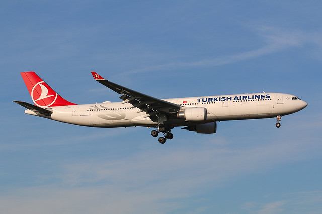 Turkish Airlines Airbus A330-300 TC-JOL