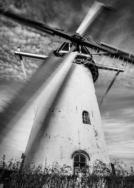 Windmühle in Holland - Windmill in the Netherlands