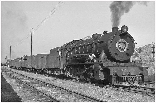 transport train transportation trainspotting rail railway railroad locomotive engine freight steam 282 xe jhajha india monochrome black white