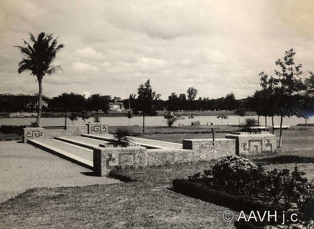 AP1679-Desmarets - Hué, 1936 - Esplanade du Phu Van Lau - Entrée