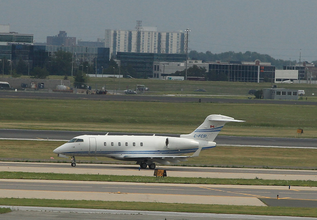 C-FCSI, Bombardier Inc. BD-100-1A10 (Bombardier)