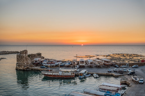 pano panorama panoramic byblos jbeil night long exposure lebanon port water sea beach sky lights colors reflection outdoor skyline waterfront city architecture building
