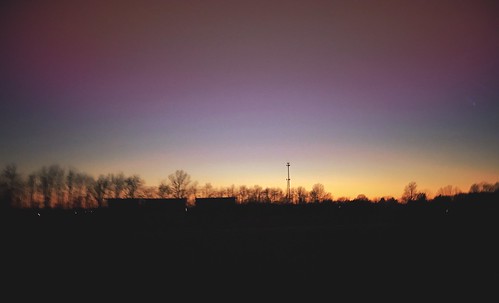 iphoneedit handyphoto jamiesmed app snapseed 2017 february iphone7plus iphoneonly landscape photography silhouette sky rural sunset indiana winter iphoneography phoneography mobileography mobilephotography shadows shadow iphonephoto mobilephoto geotagged geotag silhoutte shotoniphone kentucky travel sun