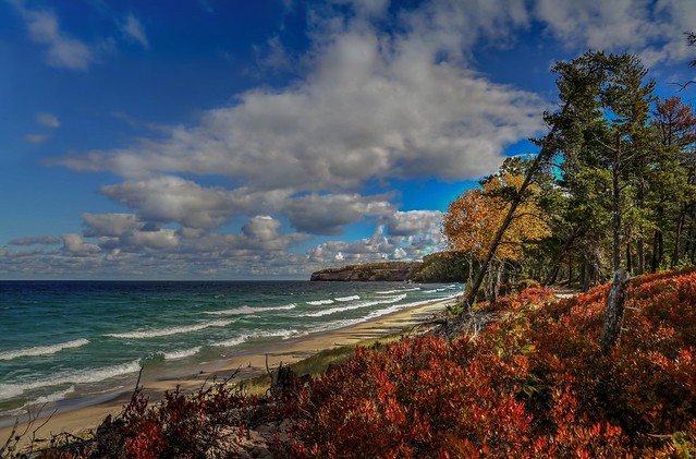 Autumn on the shores of Lake Superior