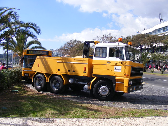 Funchal bus breakdown, Horários Do Funchal  DAF 2800 tow truck