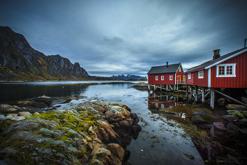 Включи норвегию. Рыбацкая деревня в Норвегии лангердоф. Норвегия деревня виньёра. Климат Норвегии. Анденес Норвегия климат.