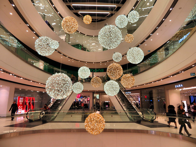 Christmas Shopping at the Rideau Centre, Ottawa, Ontario Canada, 2016