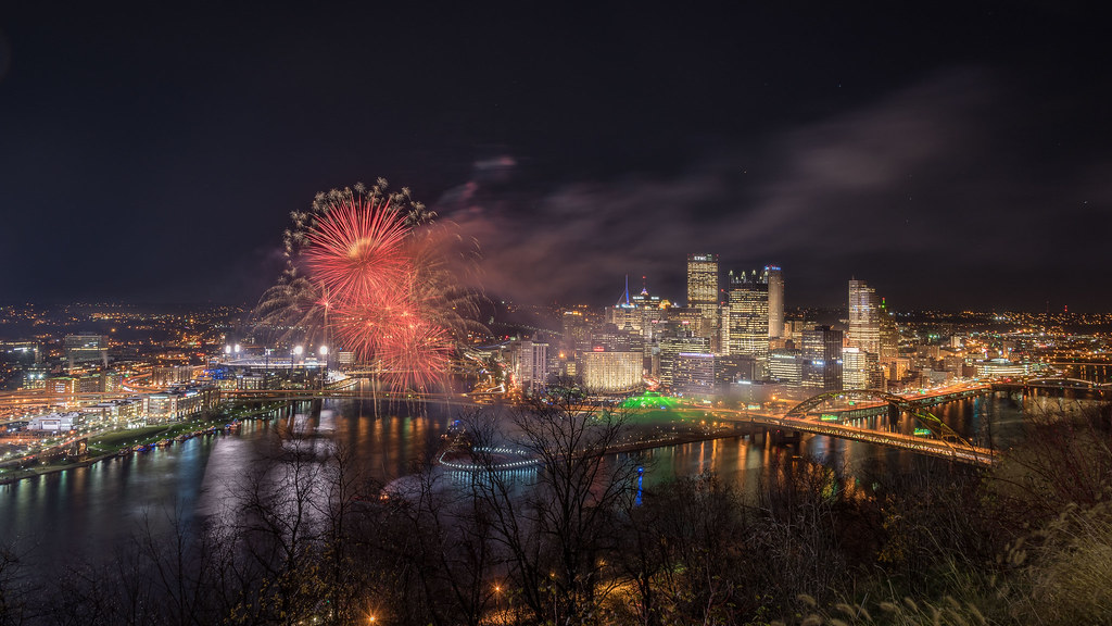 Pittsburgh Lightup Night 2015 Patrick Neff Flickr