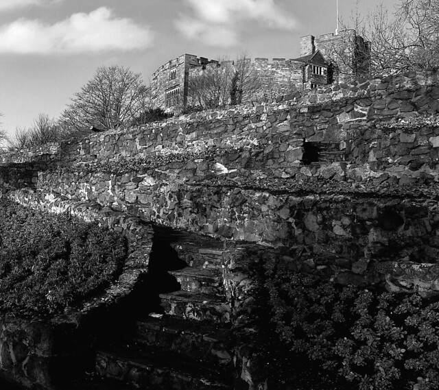 tamworth castle walk through
