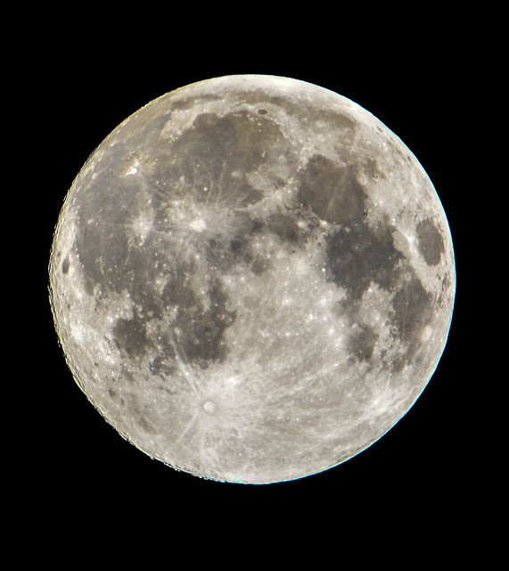 Moon 082915