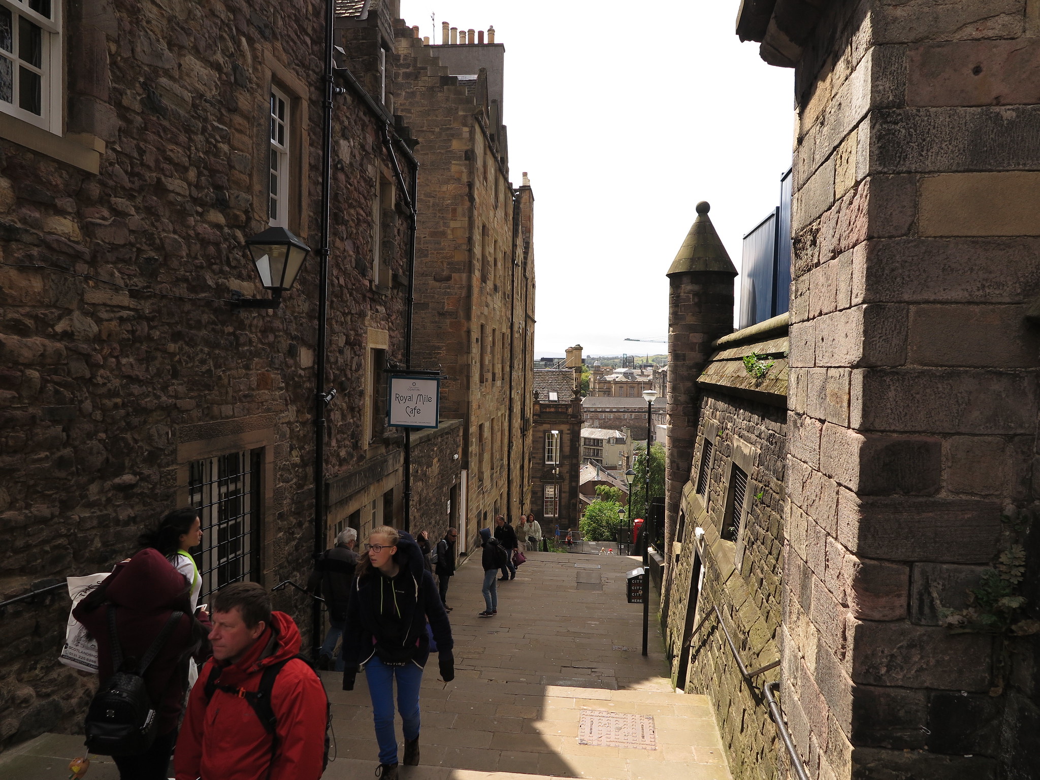 {Day 1} (Edinburgh)