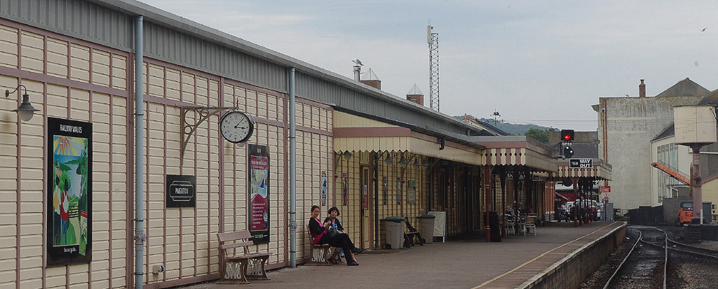 RD11487.  The Paignton & Dartmouth Steam Railway Station at Paignton.