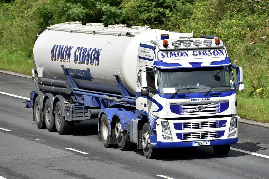 Yt62 Rvr Simon Gibson - YT62 DVO | 03-08-2015 - M74 Larkhall | Flickr
